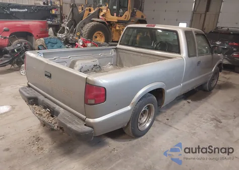 2001 Chevrolet S-10 z USA, uszkodzony, nr VIN 1GCCS195218201980